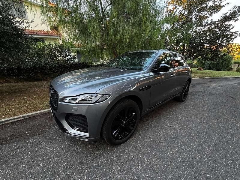 Usata Jaguar F-Pace R-Dynamic 204 CV (150 kW) 2024 Grigio SUV