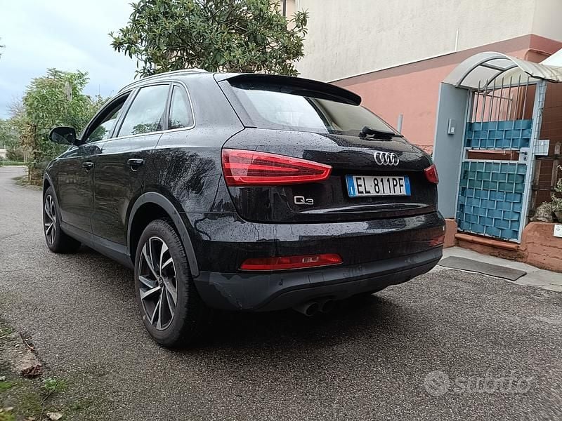 Usata Audi Q3 140 CV (102 kW) 2012 Nero SUV