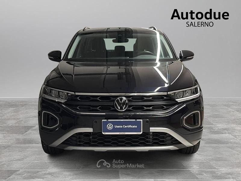 Usata VW T-Roc Life 150 CV (110 kW) 2024 2t deep black perlato SUV