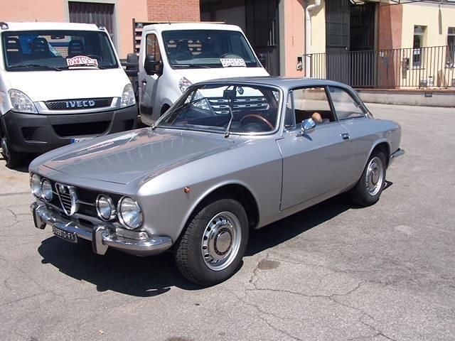 Usata 1970 Alfa Romeo GT Coupé | 46.500 € - Immagine 1/4
