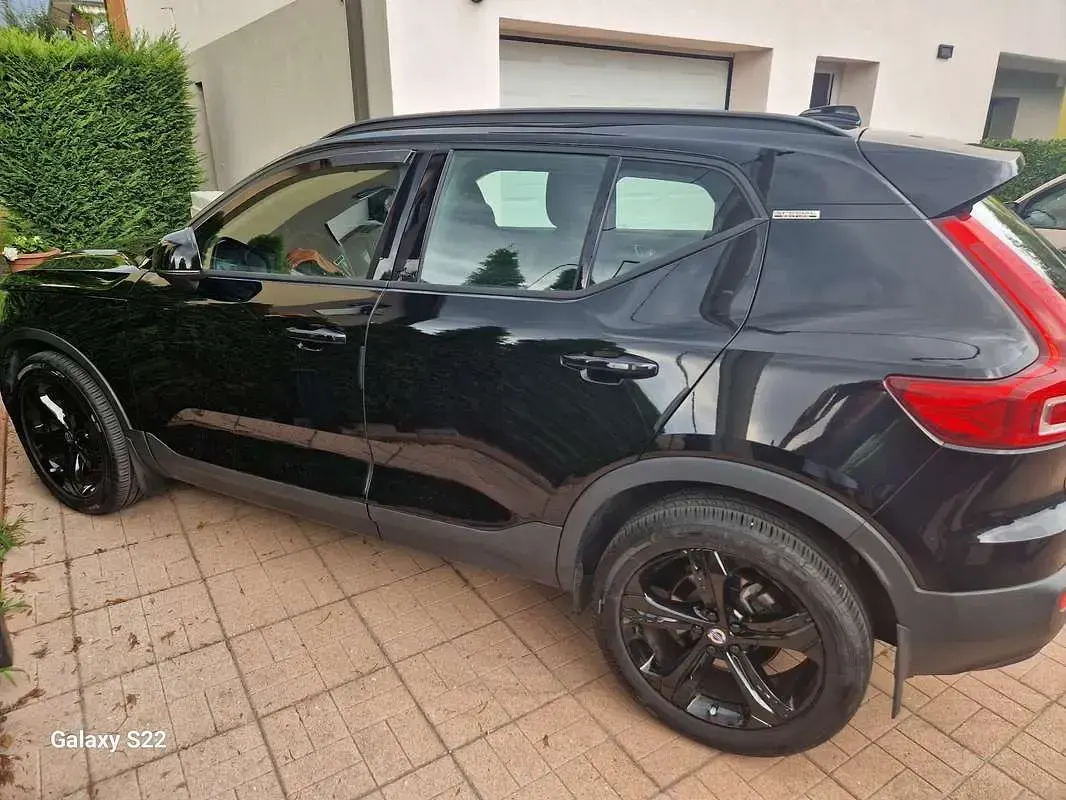 Usata Volvo XC40 Business Edition 150 CV (110 kW) 2019 Nero SUV