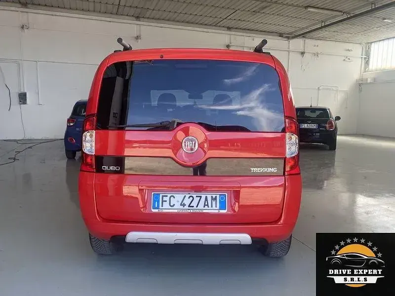 Usata Fiat Qubo Trekking 80 CV (58 kW) 2016 Rosso Monovolume