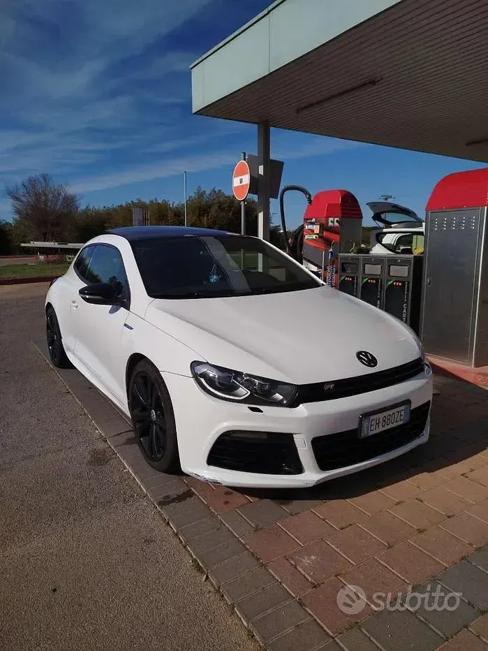 Usata VW Scirocco R-line 170 CV (125 kW) 2011 Bianco