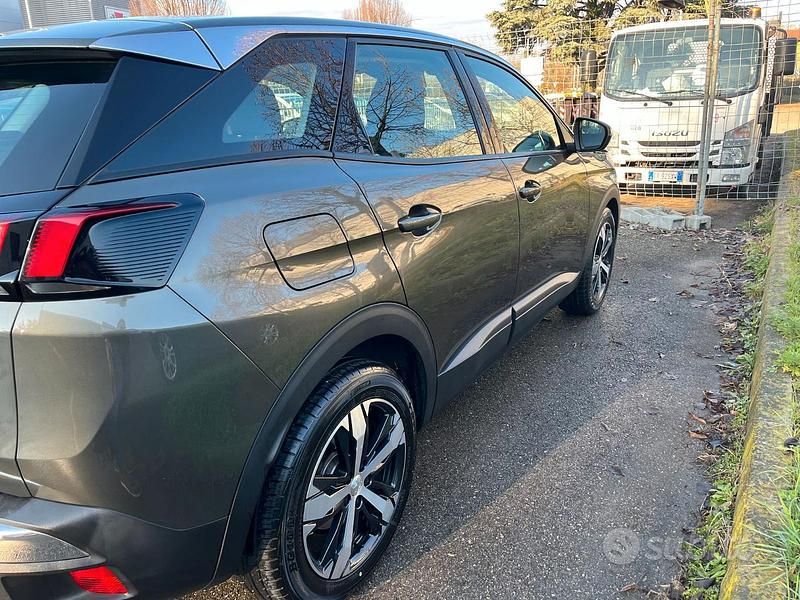 Usata Peugeot 3008 2018 Marrone SUV