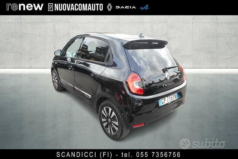 Usata Renault Twingo Techno 60 kW (82 CV) 2023 Nero Utilitaria