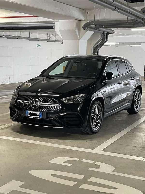 Usata Mercedes GLA200 Premium 150 CV (110 kW) 2024 SUV