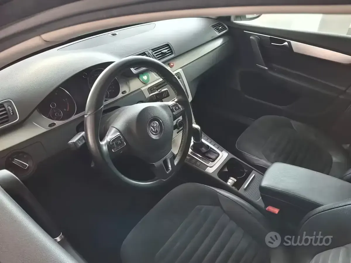 Usata VW Passat 140 CV (102 kW) 2012 Bianco Station wagon