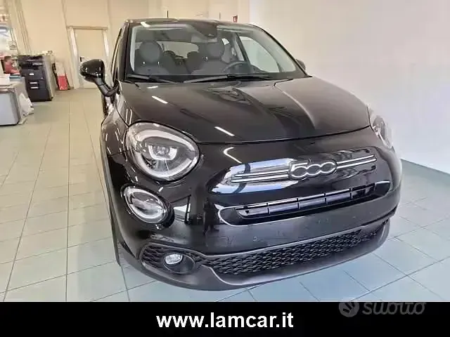 Usata Fiat 130 131 CV (96 kW) 2024 Nero pastello SUV