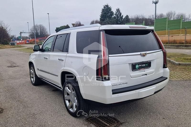 Usata Cadillac Escalade 426 CV (313 kW) 2018 Bianco SUV
