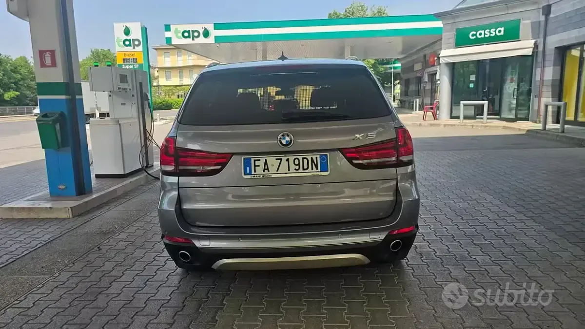 Usata BMW X5 258 CV (189 kW) 2015 Grigio SUV