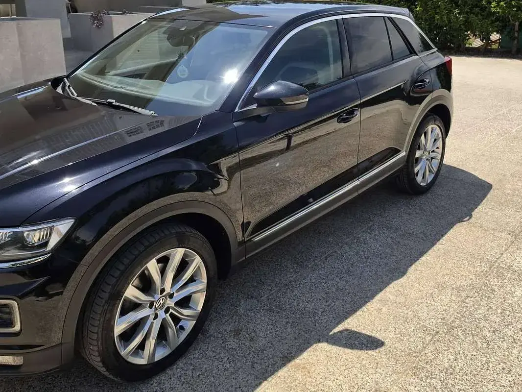 Usata VW T-Roc Advance 150 CV (110 kW) 2018 Nero SUV