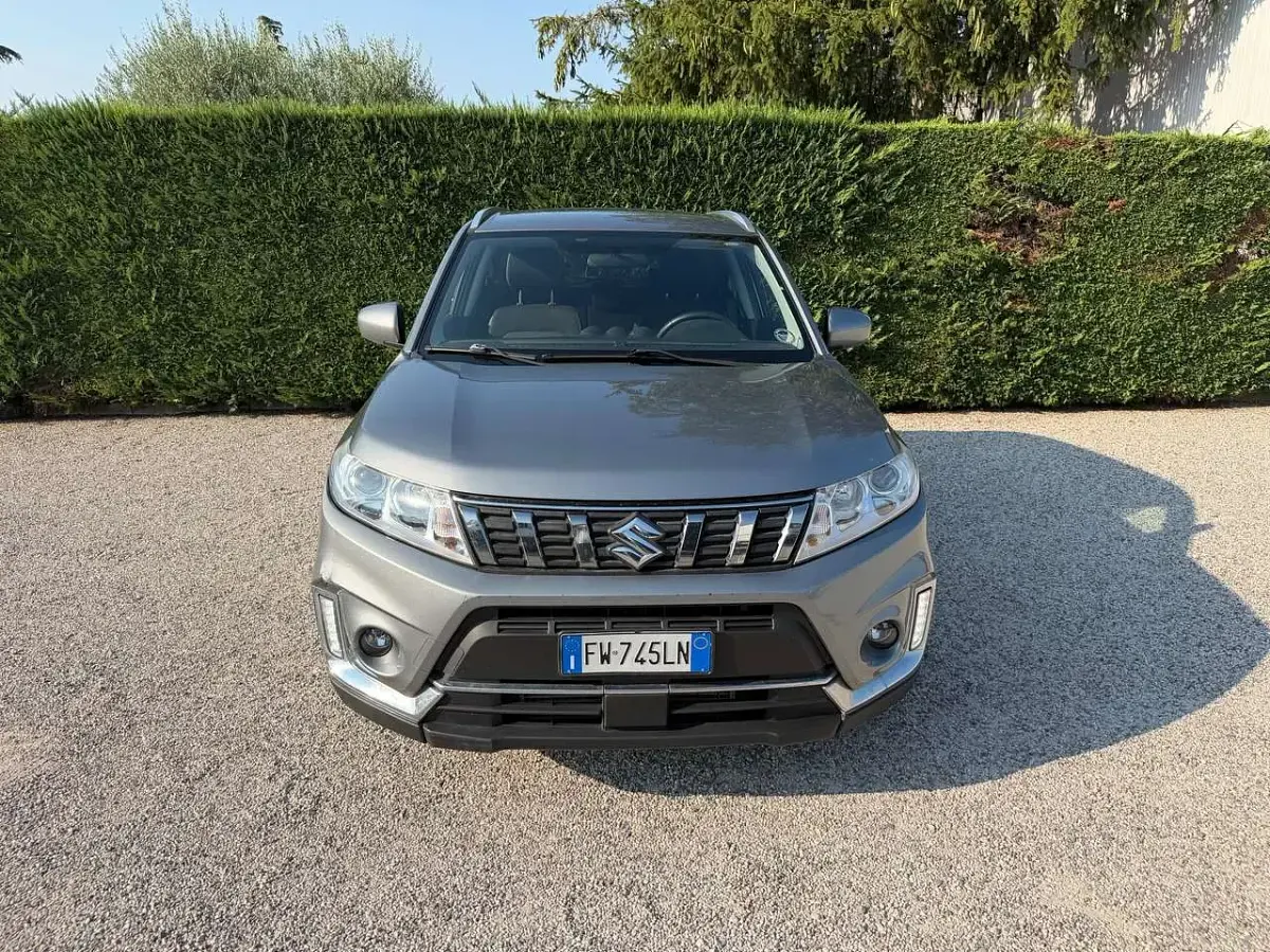 Usata Suzuki Vitara Cool 111 CV (81 kW) 2019 Argento SUV