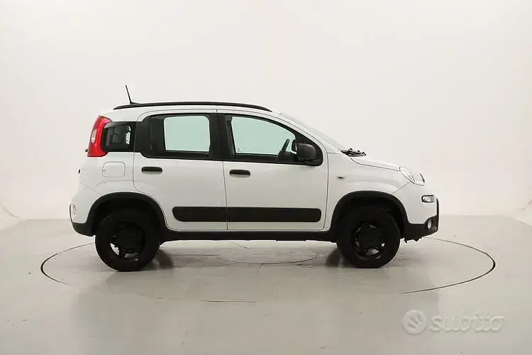 Occasion Fiat Panda 4x4 Wild 86 ch (63 kW) 2022 Blanc Citadine