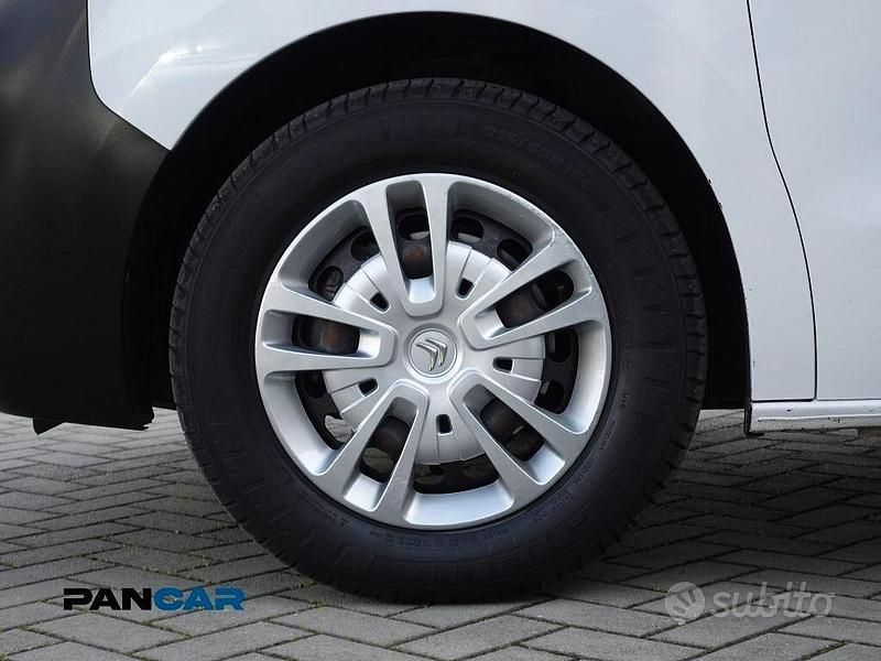 Usata Citroën Jumpy 120 CV (88 kW) 2022 Bianco Monovolume