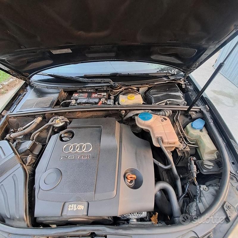 Käytetty Audi A4 140 HP (102 kW) 2005 Musta Farmari