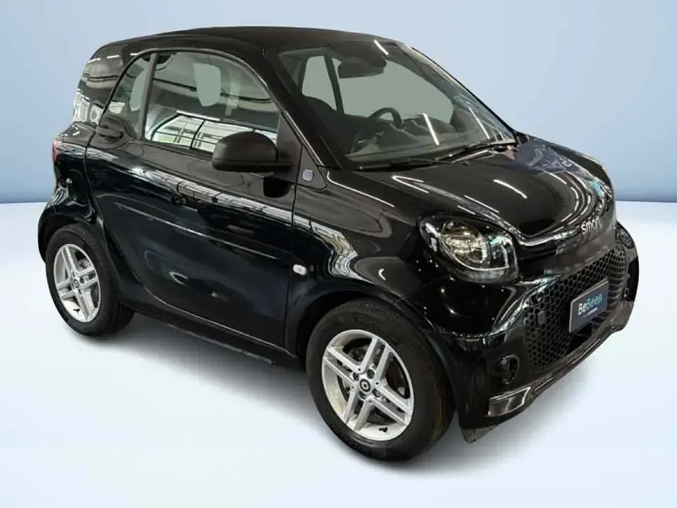 Usata Smart ForTwo Electric Drive Pure 41 kW (56 CV) 2023 Nero Coupé