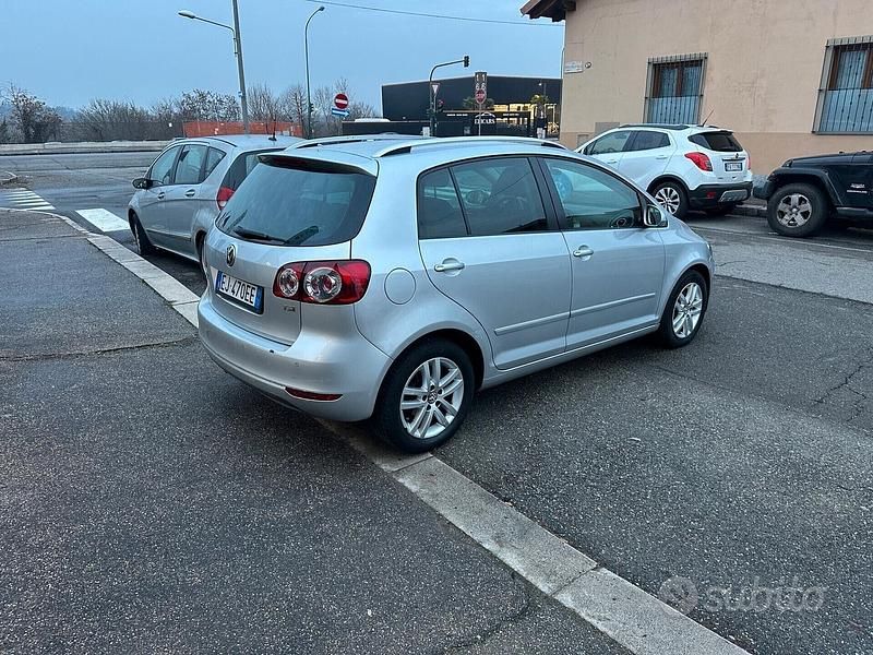 Usata VW Golf Plus Highline 122 CV (89 kW) 2011 Grigio Monovolume