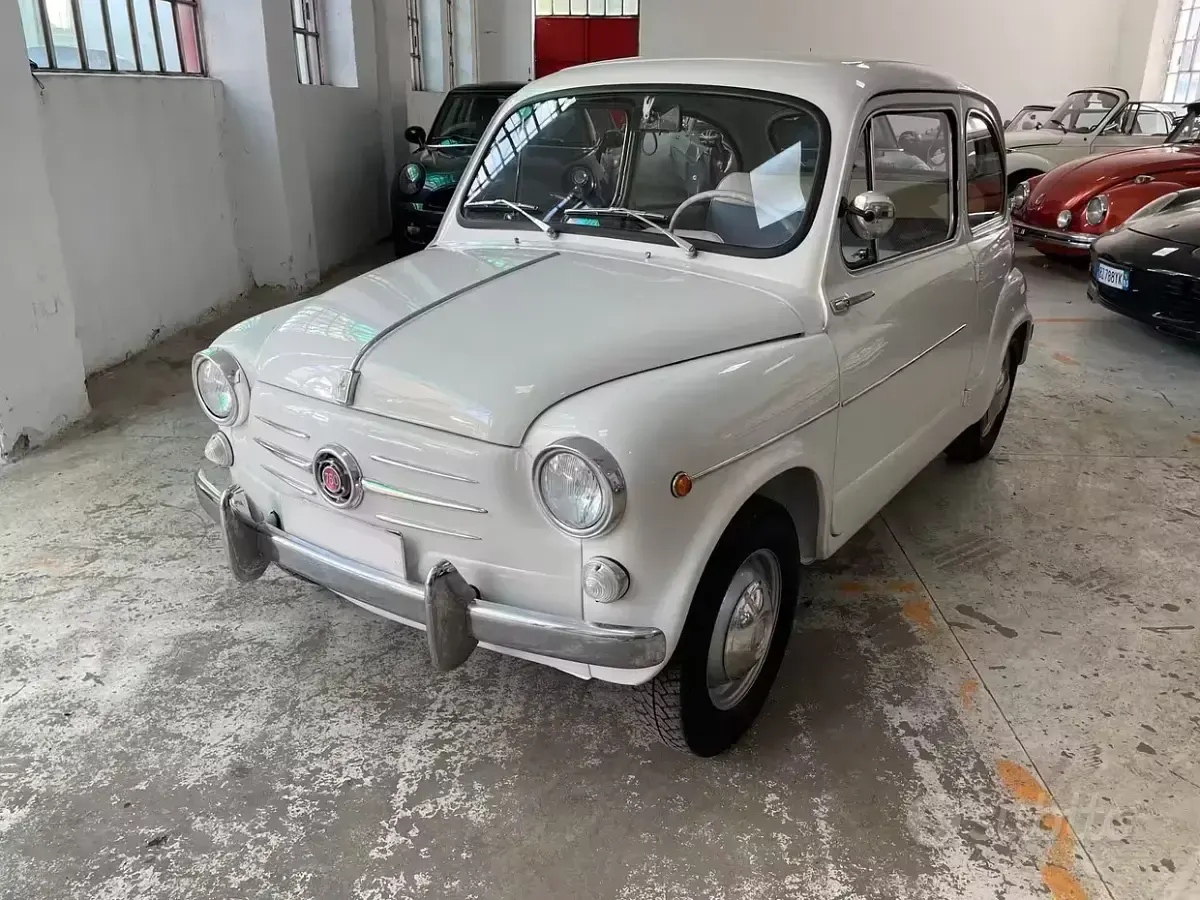Usata Fiat 600 33 CV (24 kW) 1960 Utilitaria