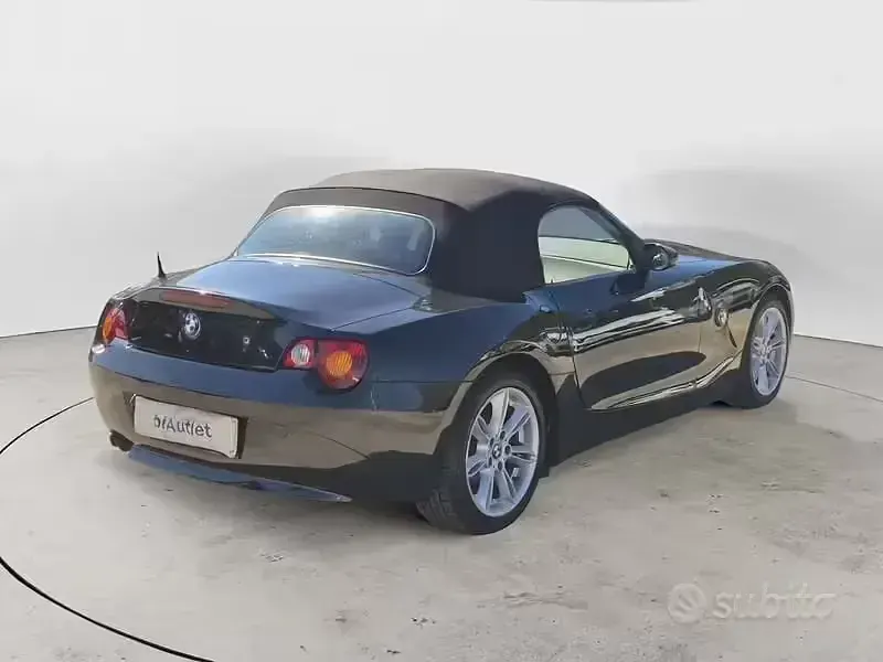 Usata BMW Z4 170 CV (125 kW) 2004 Nero Cabrio