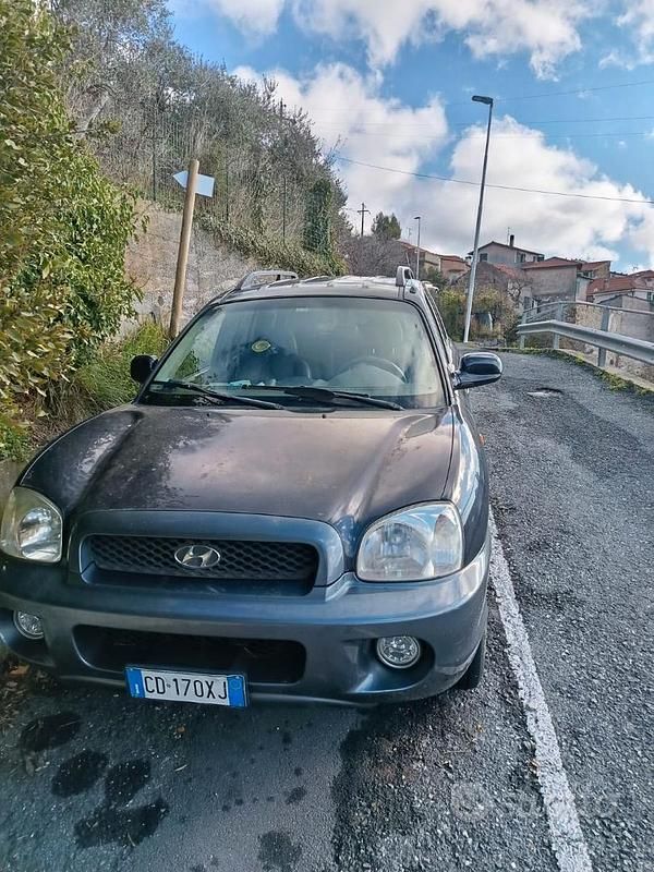 Usata Hyundai Santa Fe 112 CV (82 kW) 2004 Blu SUV