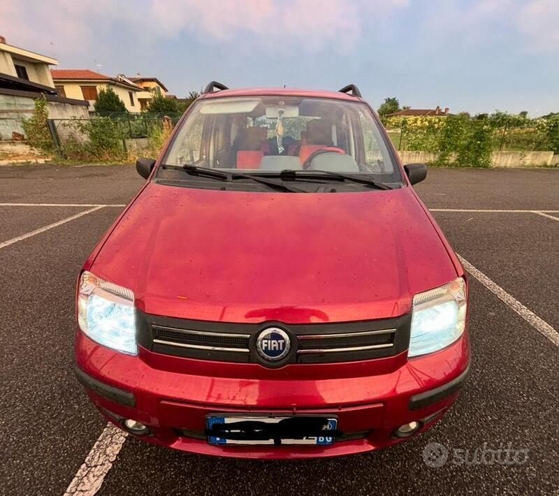 Usata Fiat Panda 60 CV (44 kW) 2004 Utilitaria