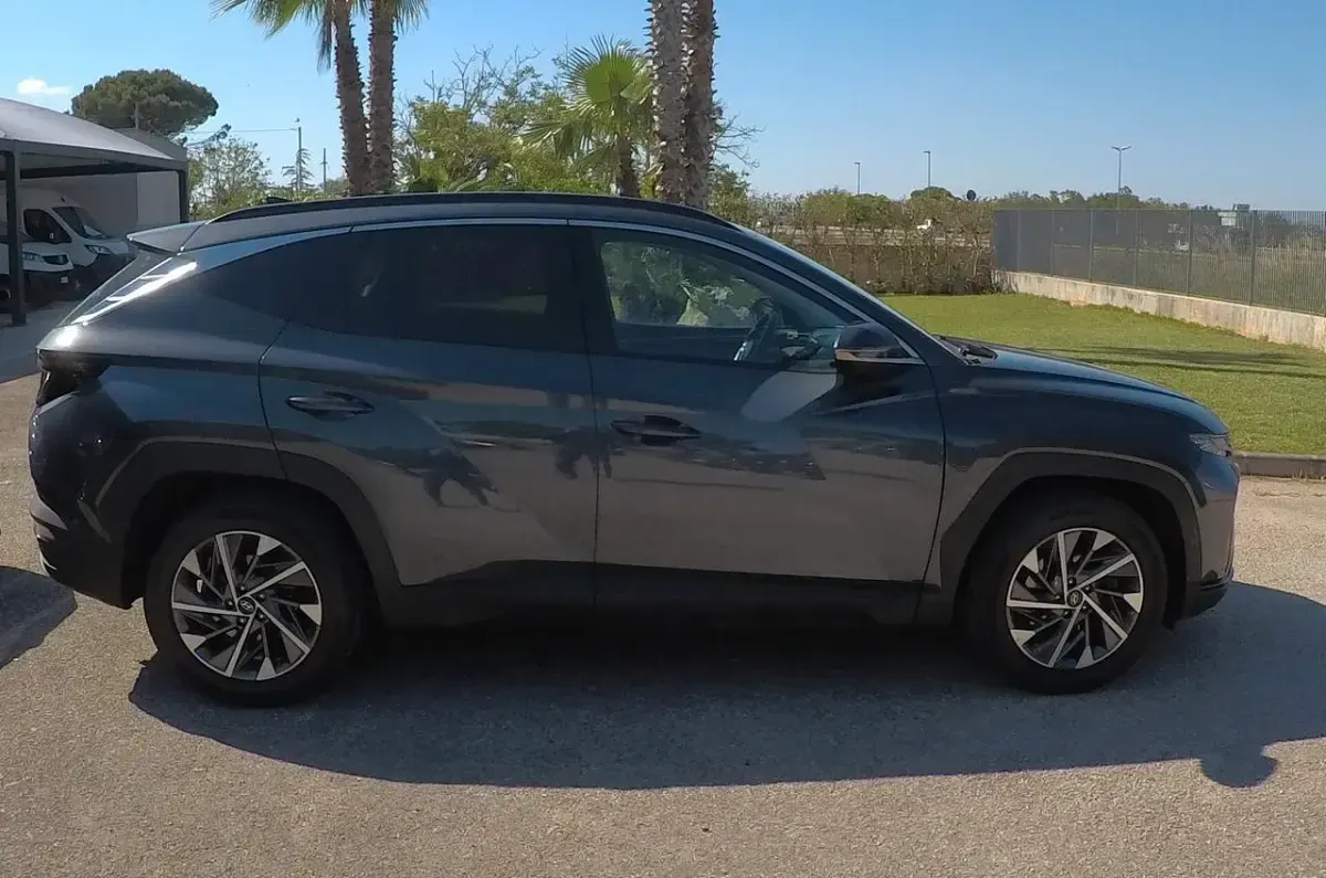 Usata Hyundai Tucson 136 CV (100 kW) 2023 Grigio SUV