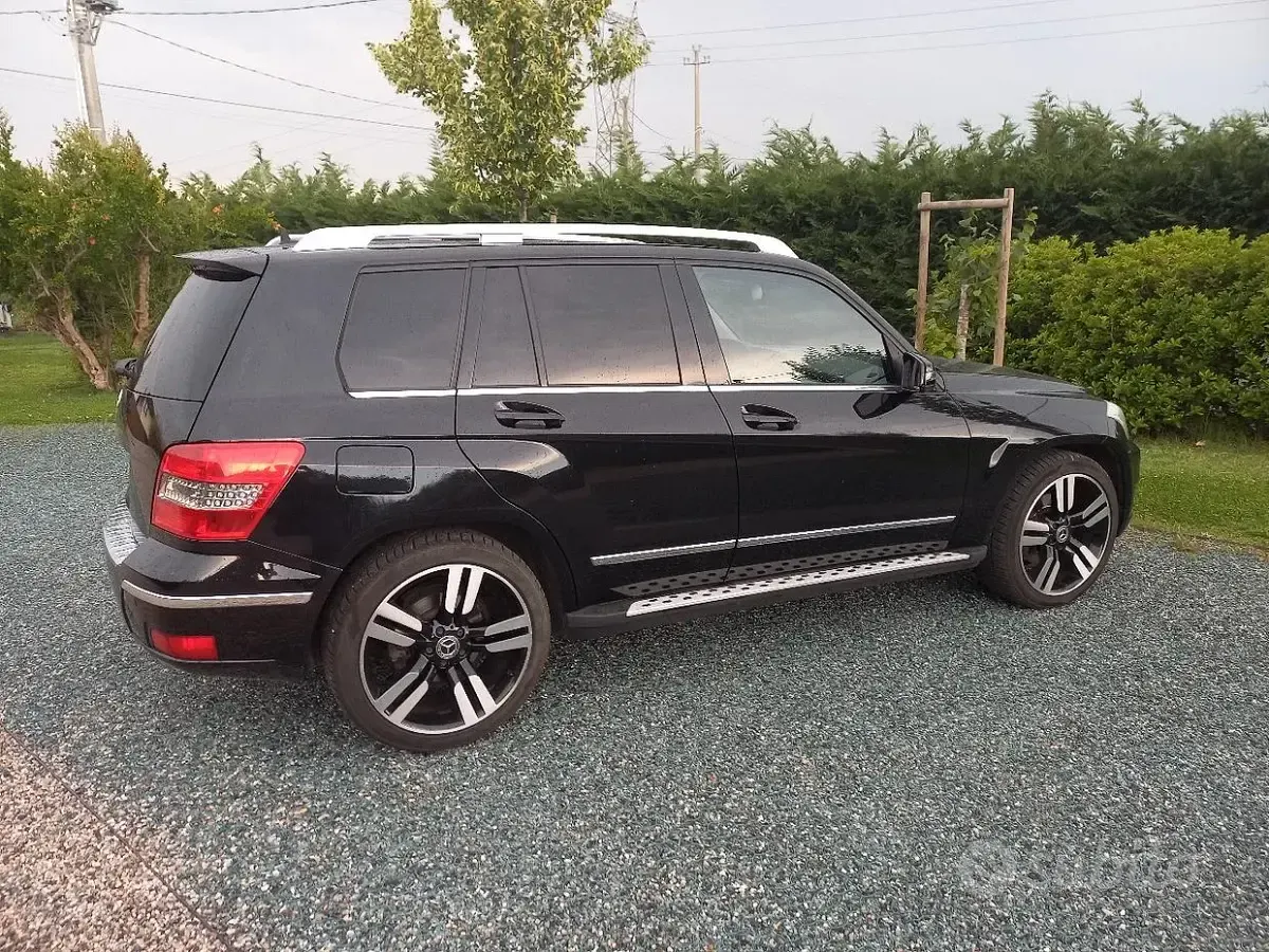 Usata Mercedes GLK220 170 CV (125 kW) 2009 Nero SUV