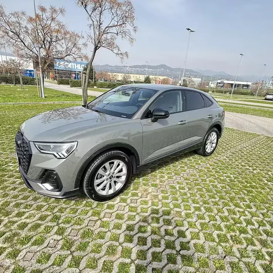 Usata Audi Q3 Sportback 150 CV (110 kW) 2023 Grigio SUV