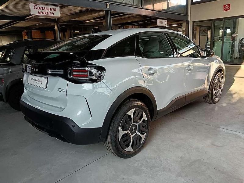 Nuova Citroën C4 PureTech 131 CV (96 kW) 2025 Bianco okenite Berlina