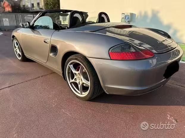 Usata Porsche Boxster 252 CV (185 kW) 2002 Grigio Cabrio