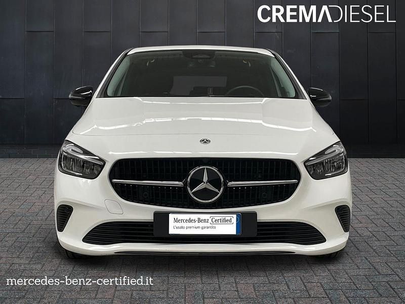 Usata Mercedes B180 136 CV (100 kW) 2024 Bianco polare ; Utilitaria