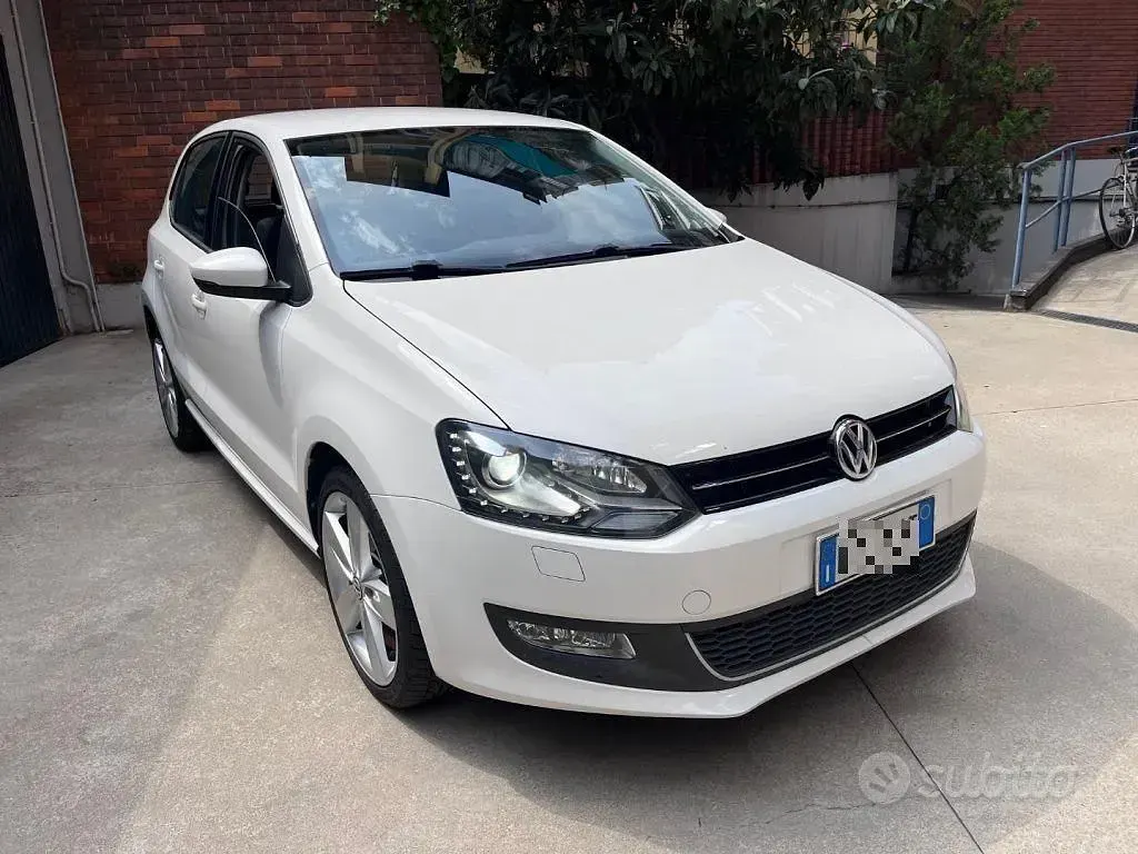 Usata VW Polo Highline 105 CV (77 kW) 2011 Bianco Utilitaria