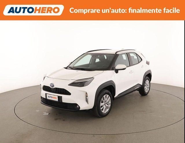 Usata Toyota Yaris Cross Active 92 CV (67 kW) 2023 Bianco SUV