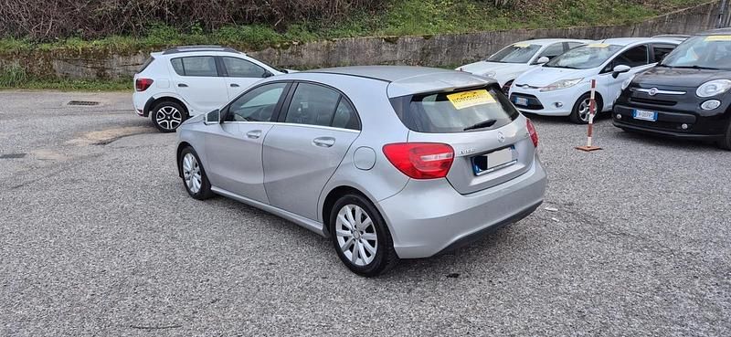 Usata Mercedes A180 Executive 109 CV (80 kW) 2013 Argento Berlina