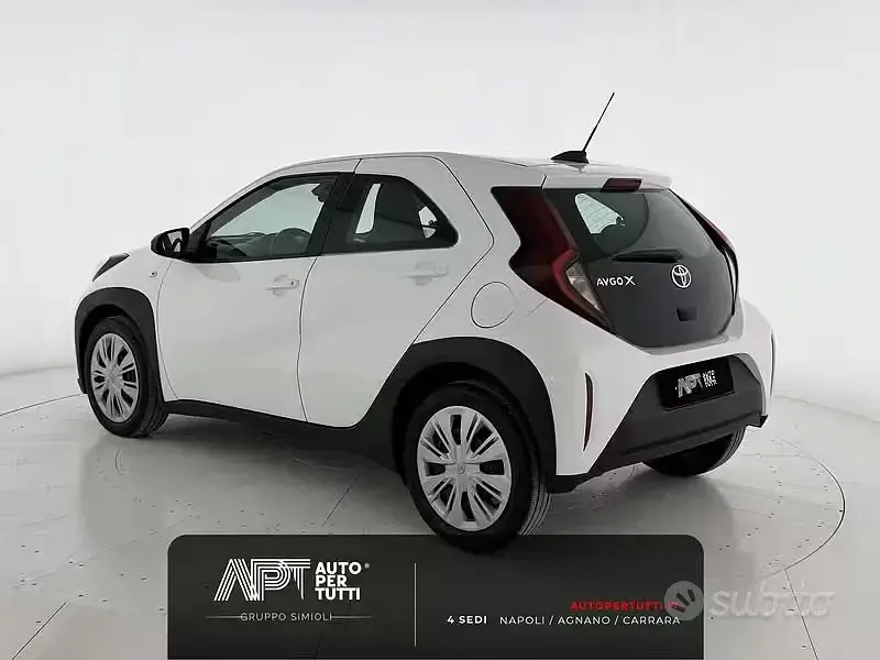 Usata Toyota Aygo X Lounge 72 CV (52 kW) 2022 Other SUV