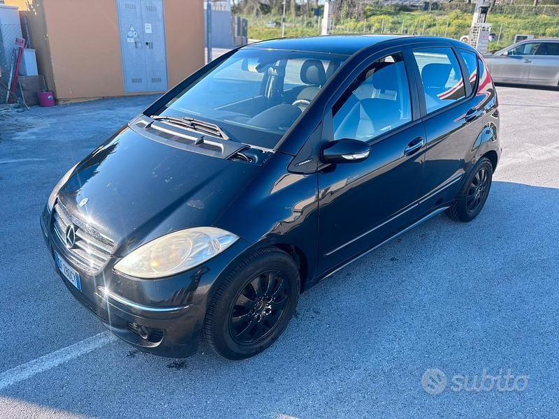Usata Mercedes A180 Elegance 109 CV (80 kW) 2007 Nero Berlina