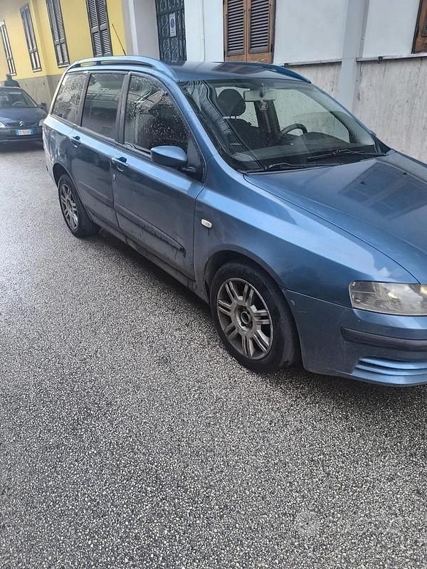 Usata Fiat Stilo 2003 Blu Station wagon