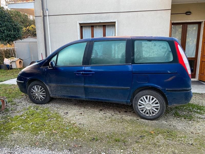 Usata Fiat Ulysse 109 CV (80 kW) 2005 Blu Monovolume