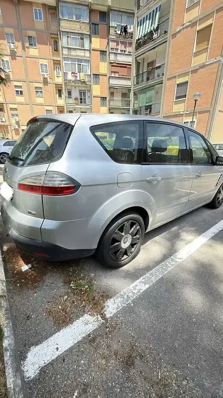 Usata Ford S-MAX S 160 CV (117 kW) 2004 Monovolume