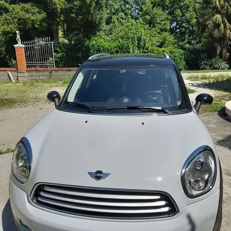 Usata Mini Cooper D Countryman Business 111 CV (81 kW) 2014 SUV