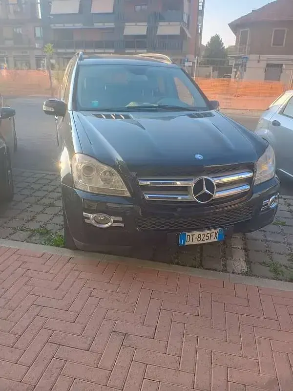 Usata Mercedes GL320 224 CV (164 kW) 2007 Nero SUV