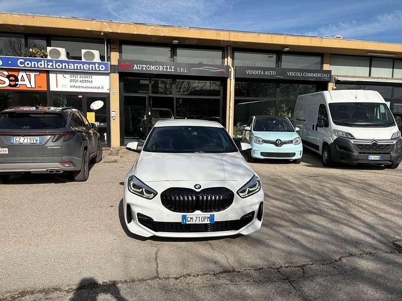 Usata BMW 118 M Sport 150 CV (110 kW) 2023 Bianco Utilitaria