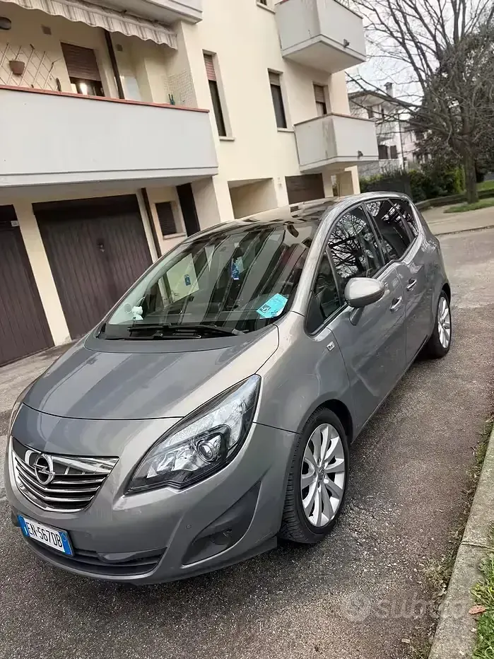 Usata Opel Meriva Cosmo 110 CV (80 kW) 2012 Grigio Monovolume