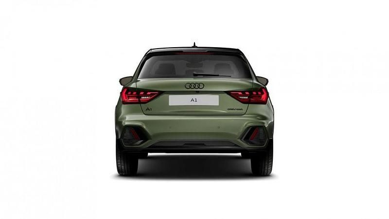 Nuova Audi A1 116 CV (85 kW) 2026 Verde distretto metallizzato nero mito m SUV