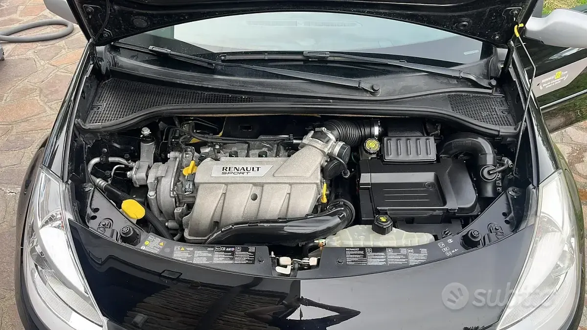 Usata Renault Clio 200 CV (147 kW) 2009 Nero