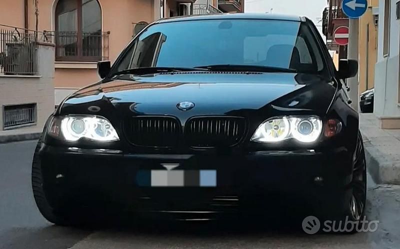Usata BMW 320 Efficient Dynamics 150 CV (110 kW) 2004 Nero Berlina