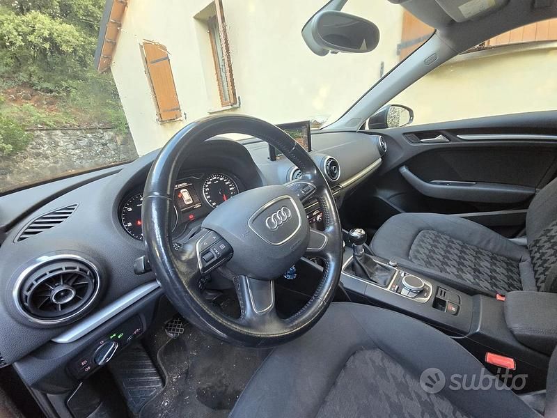 Usata Audi A3 Ambition 105 CV (77 kW) 2013 Nero Berlina