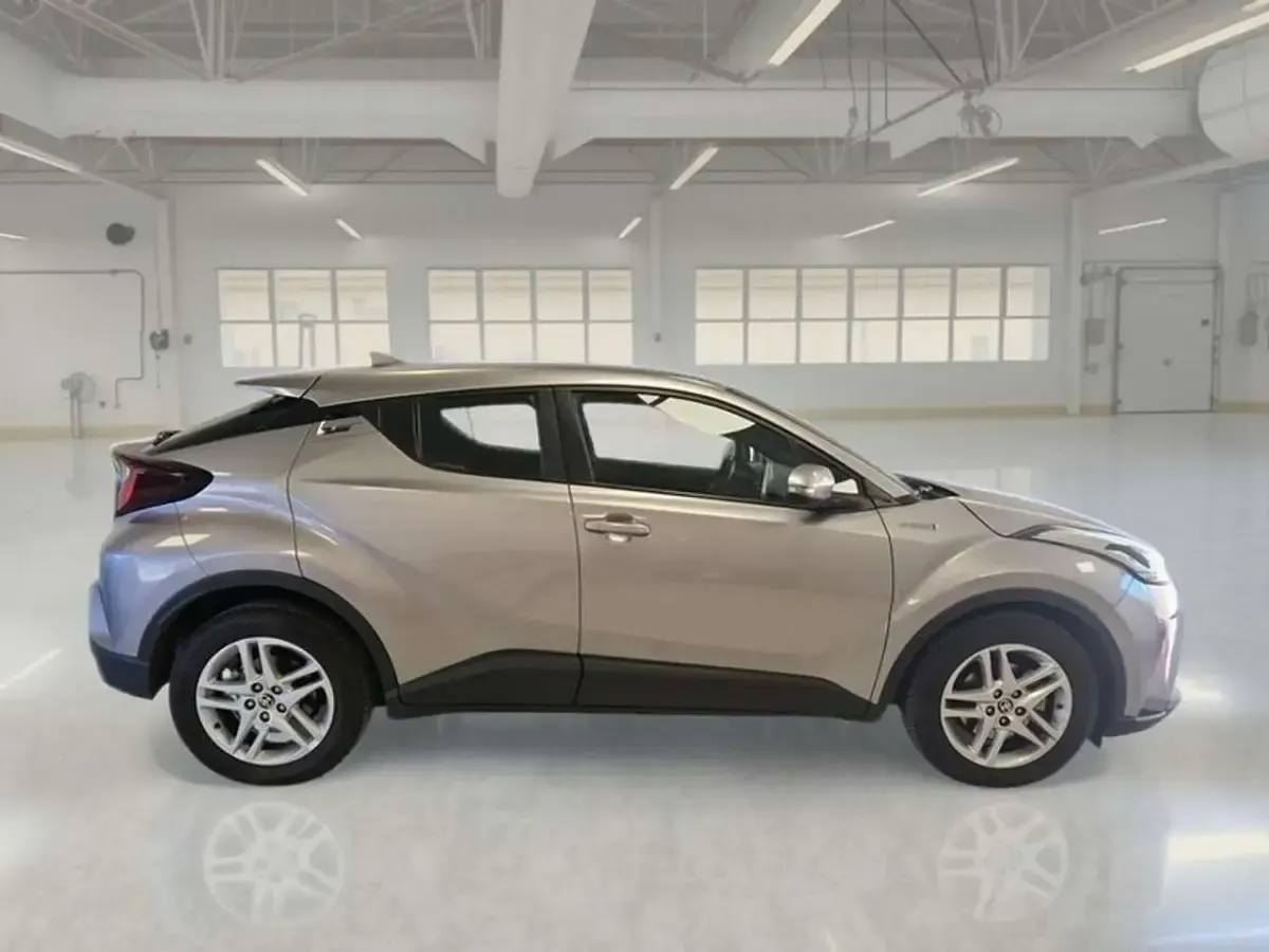 Usata Toyota C-HR Business Edition 98 CV (72 kW) 2021 Grigio SUV