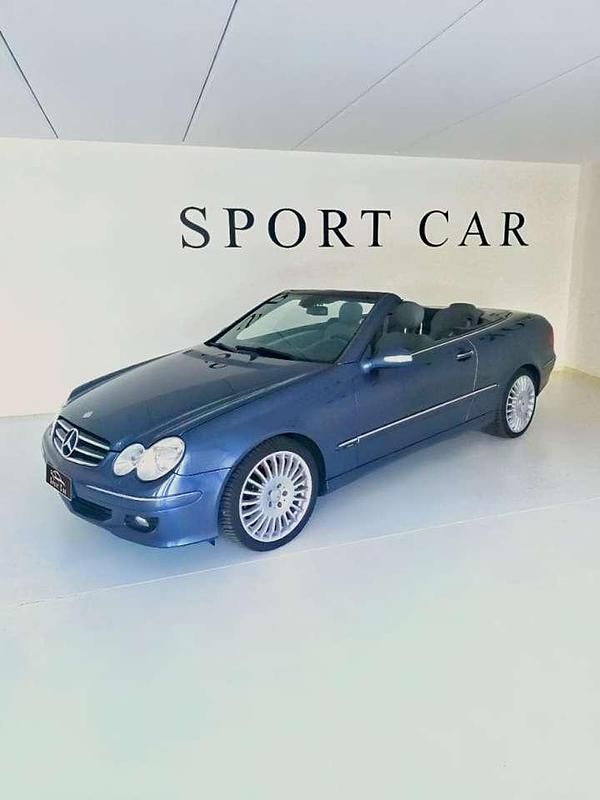 Usata Mercedes CLK200 163 CV (119 kW) 2006 Blu Cabrio