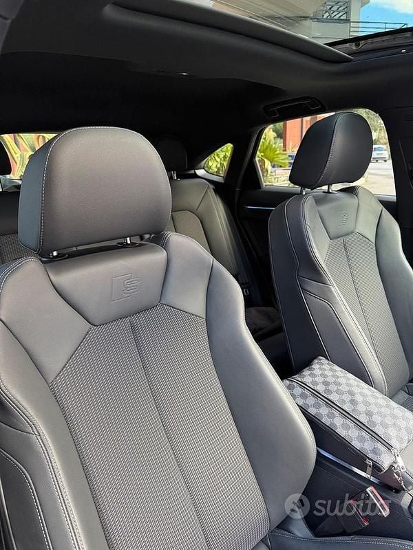 Usata Audi Q3 Sportback S-Line 200 CV (147 kW) 2025 Grigio SUV